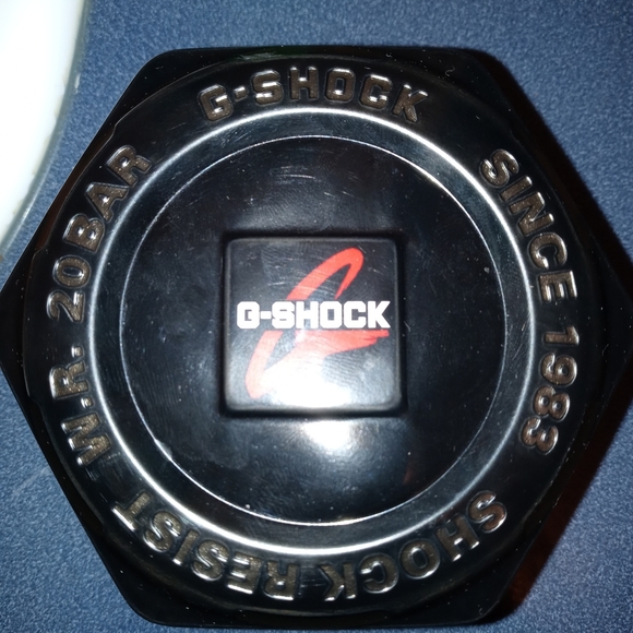 G-Shock watch - Picture 4 of 5